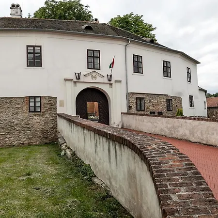 Benedict Ξενοδοχείο Kőszeg